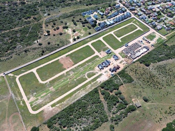 600 m² Land
