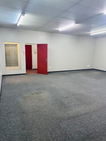 72 m² Office Space