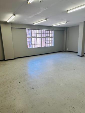 130 m² Commercial space