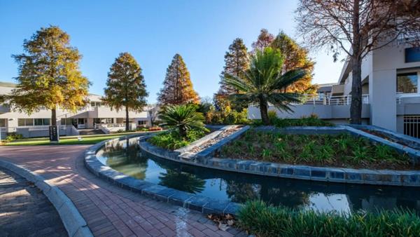 1 203 m² Commercial space