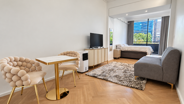 1 Bedroom Apartment