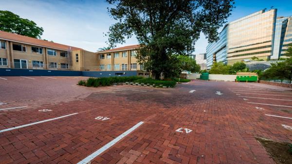 322 m² Commercial space