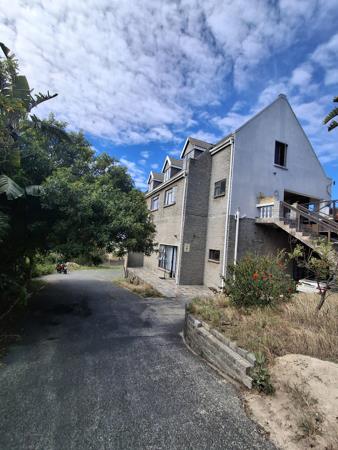 1 Bedroom House