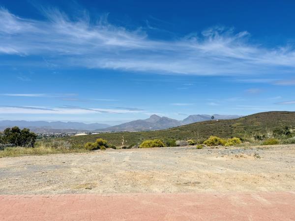 2 000 m² Land