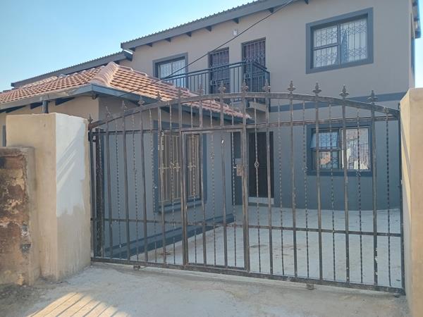 1 Bedroom House