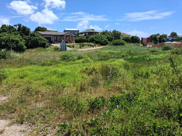 611 m² Land