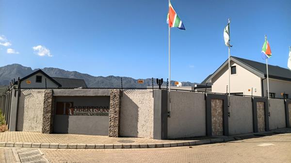 463 m² Land