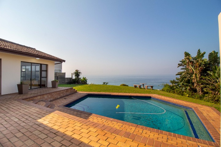 4 Bedroom House for sale in Bluff | T5668493 | Private Property