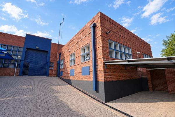 981 m² Commercial space