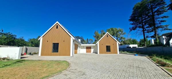 5 Bedroom House