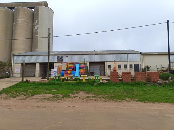 929 m² Industrial space