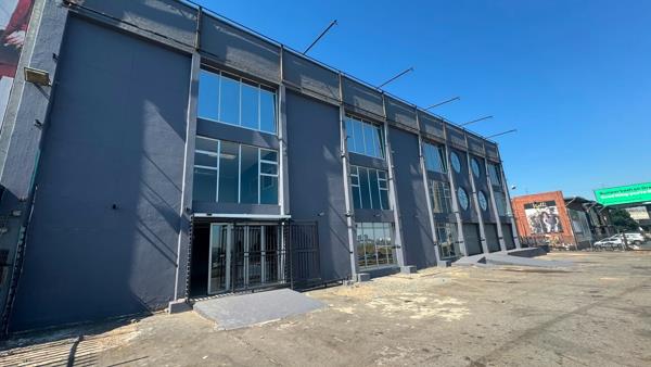 1 900 m² Industrial space