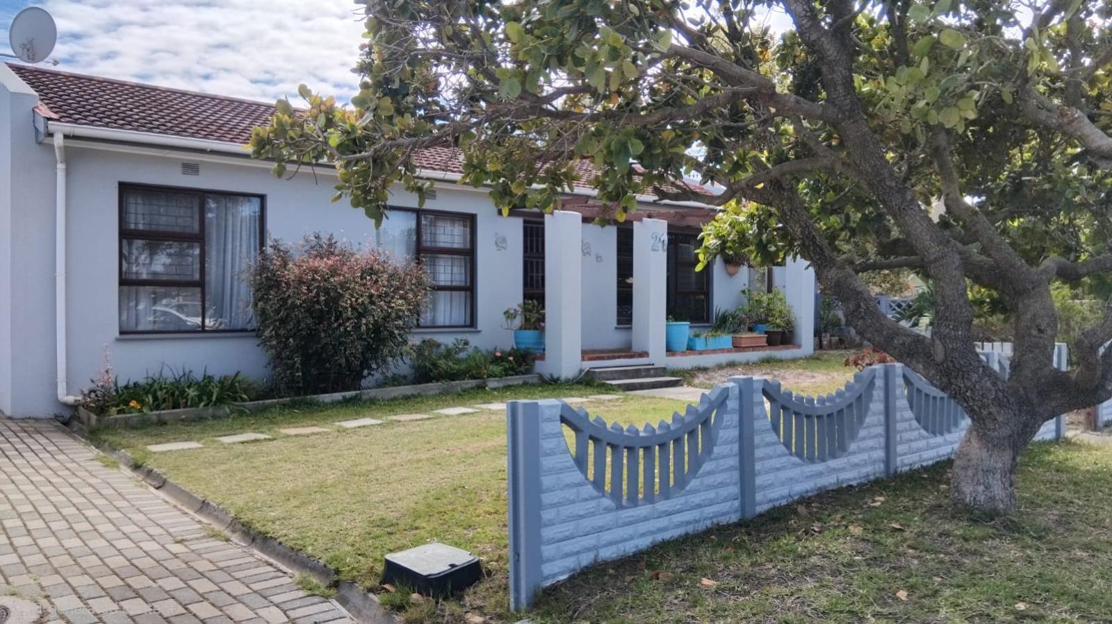 3 Bedroom House for sale in Bothasig | T5669047 | Private Property