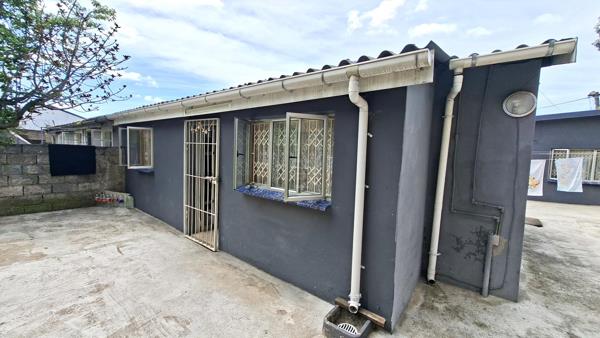 2 Bedroom House