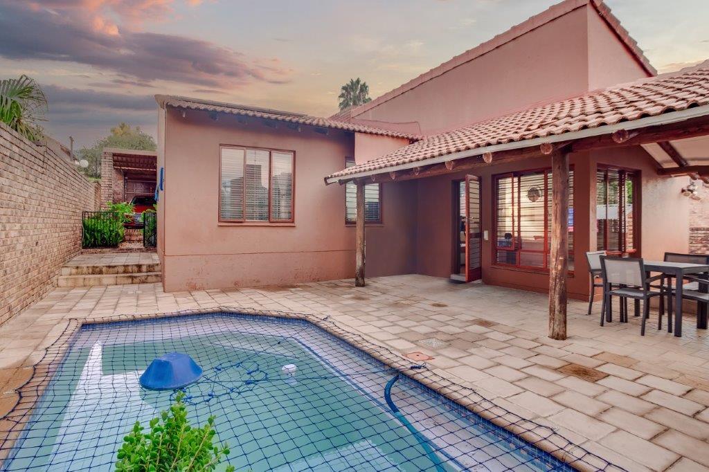 2 Bedroom House