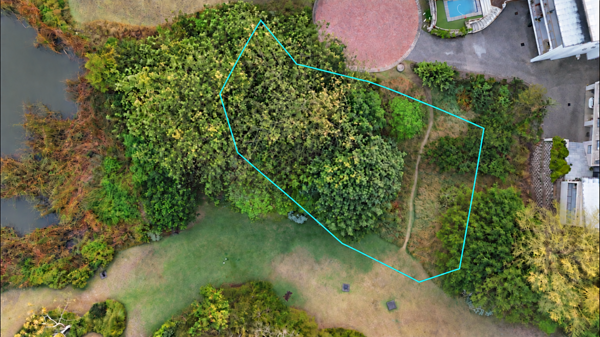 660 m² Land