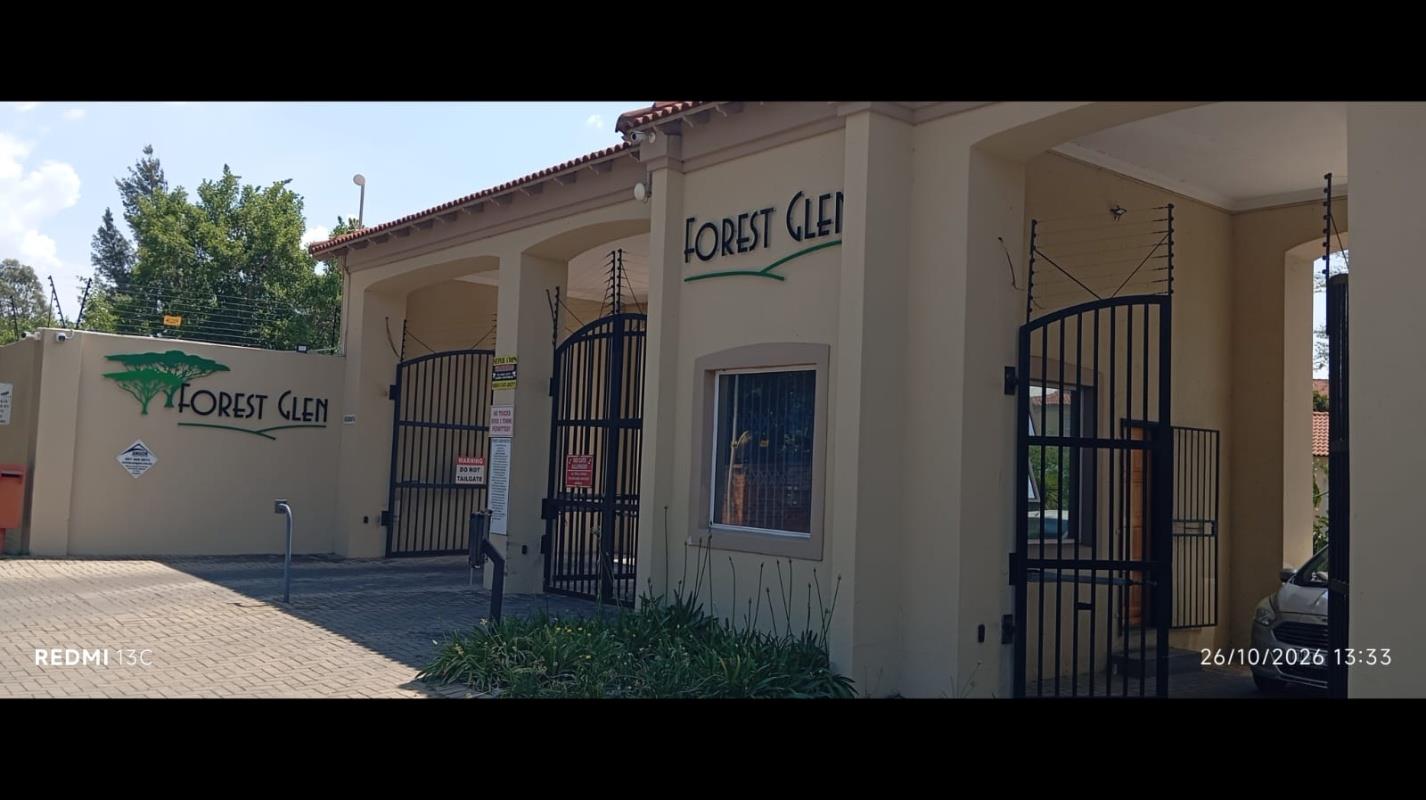2 Bedroom Townhouse to rent in Morehill | RR4809526 | Private Property