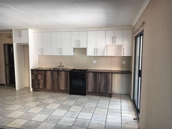 1 Bedroom House