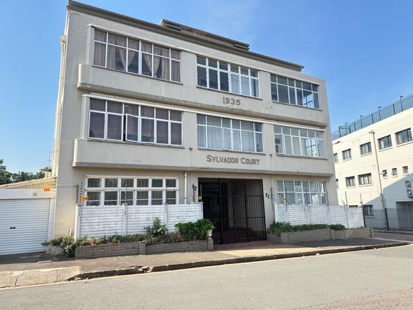 1.5 Bedroom Flat
