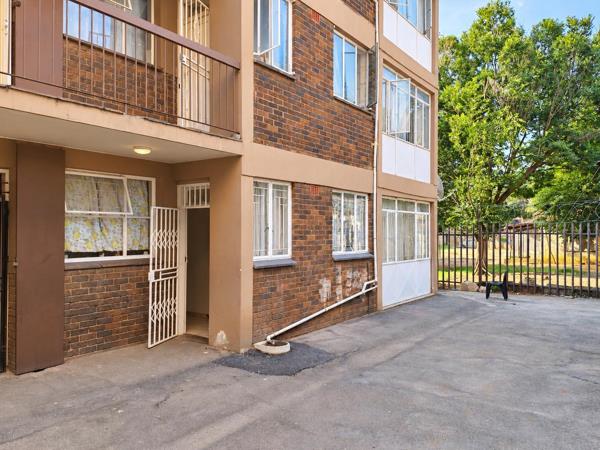 2 Bedroom Flat