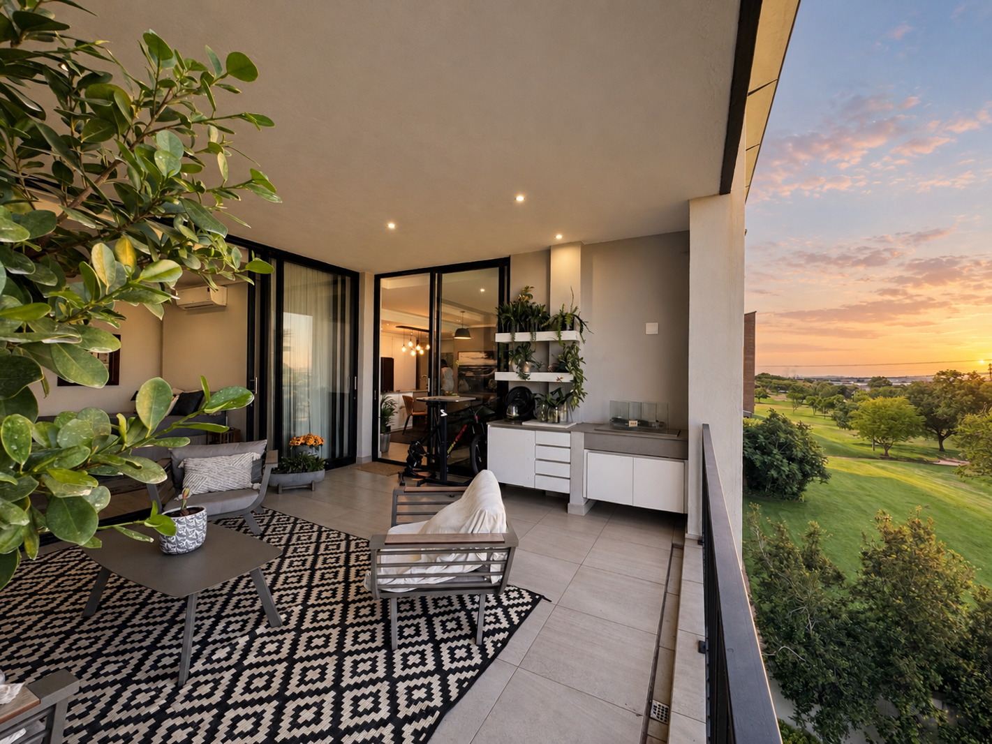 3 Bedroom Apartment for sale in Midfield Estate | T5669365 | Private ...