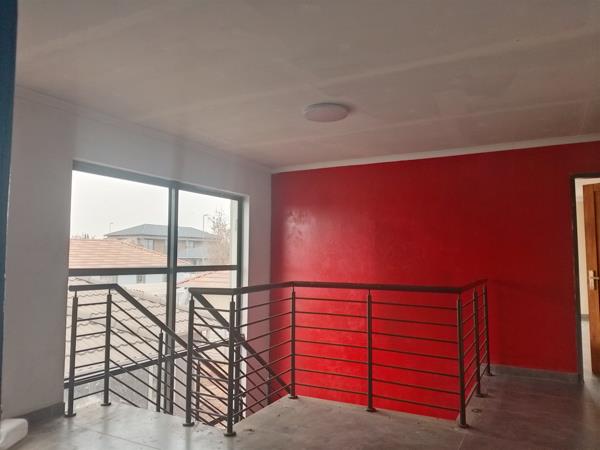 1 Bedroom House