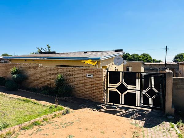 2 Bedroom House