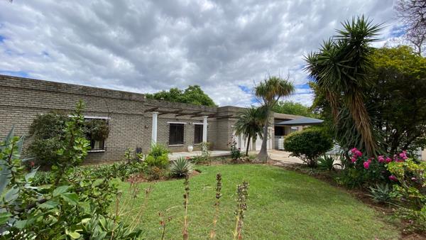 6 Bedroom House