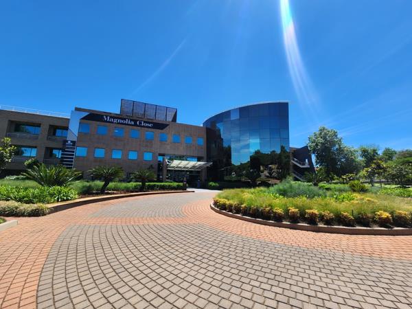 877 m² Office Space