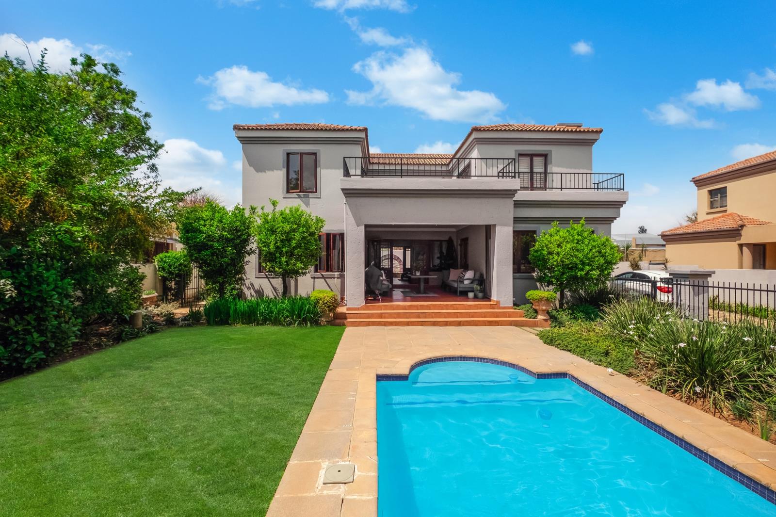 3 Bedroom House to rent in Eagle Canyon Golf Estate | RR4809904 ...