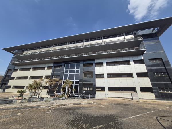 1 790 m² Commercial space