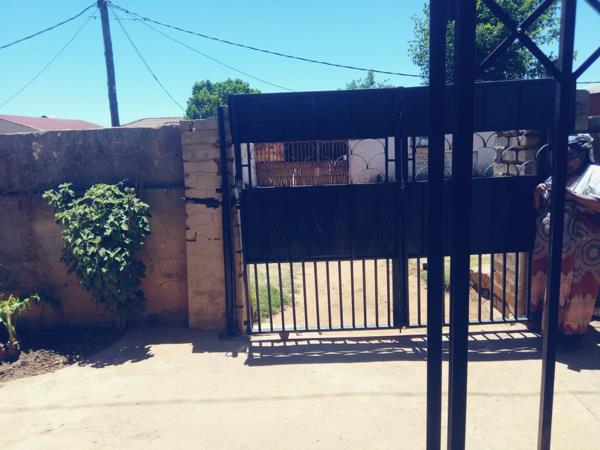 2 Bedroom House