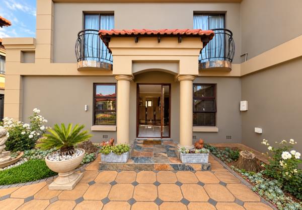 5 Bedroom Cluster