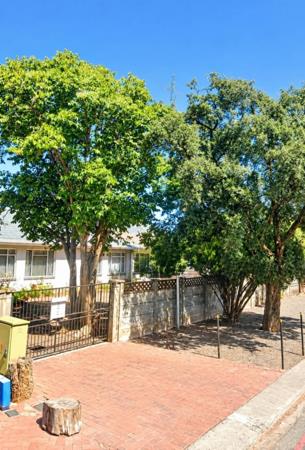 1 Bedroom House