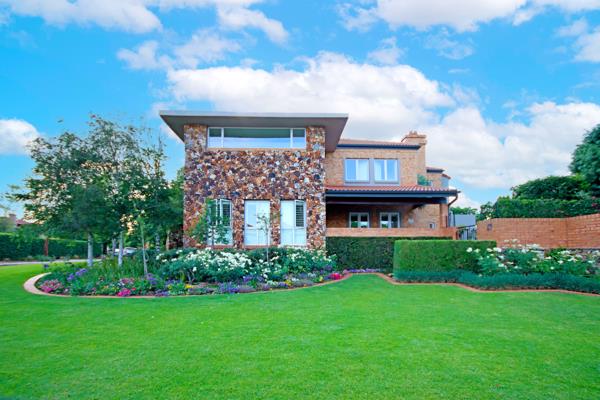 5 Bedroom House