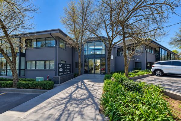 332 m² Commercial space