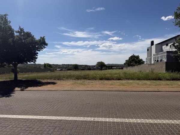 1 214 m² Land