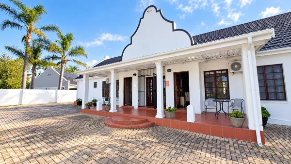 8 Bedroom House