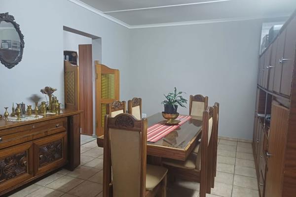 1.1 ha Smallholding