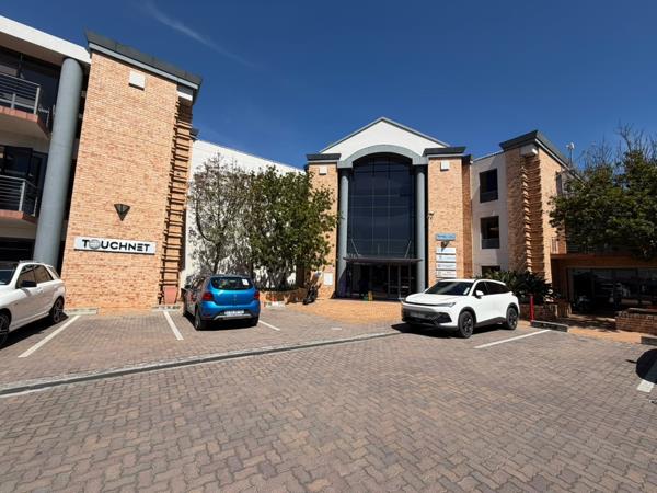 311 m² Commercial space