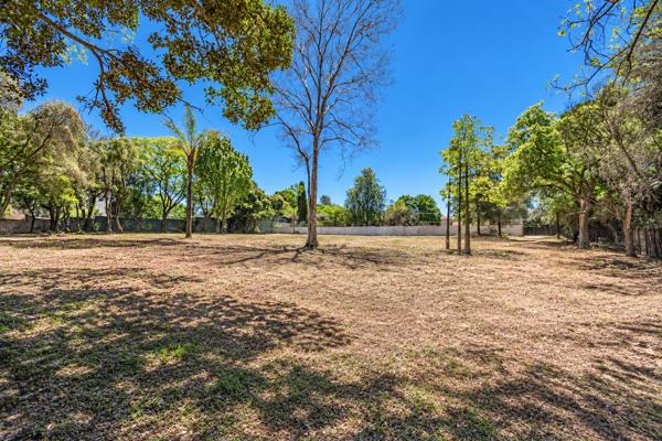 5 592 m² Land