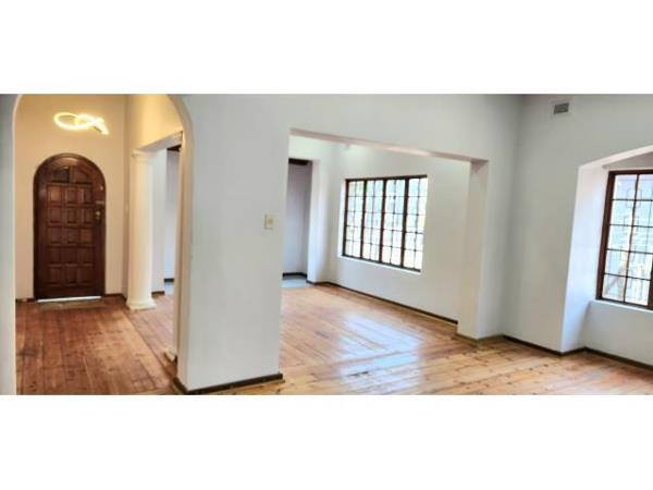 200 m² Office Space