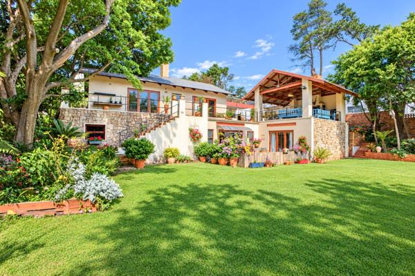 8 Bedroom House