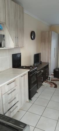 1 Bedroom House