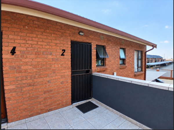 2 Bedroom Townhouse