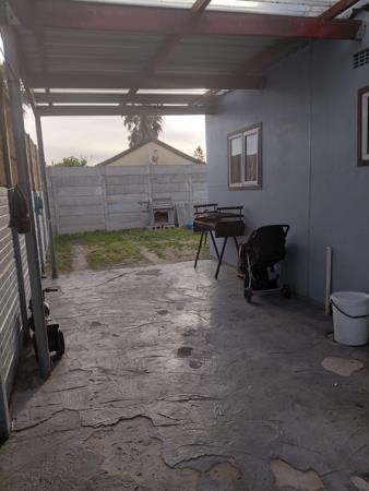 2 Bedroom House