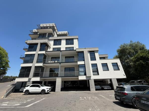 496 m² Commercial space