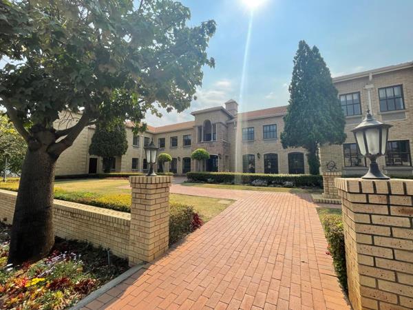 469 m² Commercial space