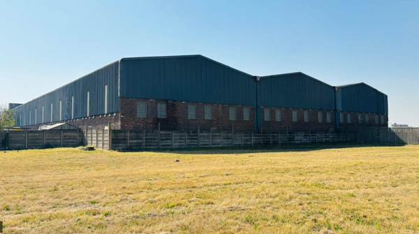 4 400 m² Industrial space