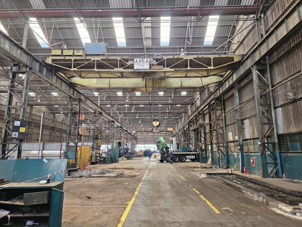 4 142 m² Industrial space